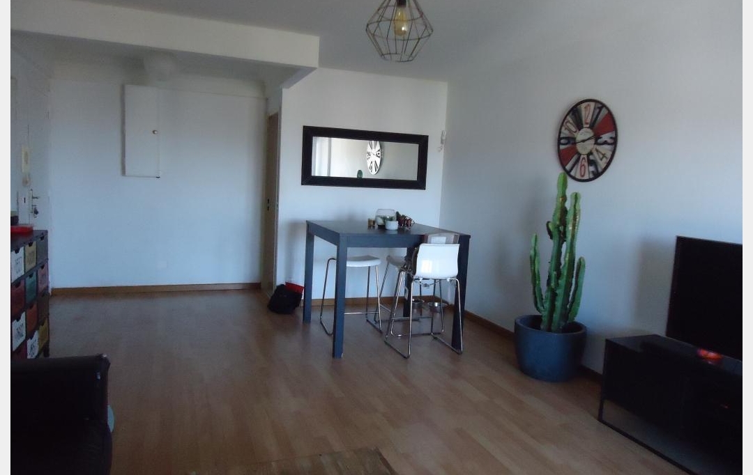 Annonces CARRYLEROUET : Appartement | MARSEILLE (13011) | 72 m2 | 905 € 